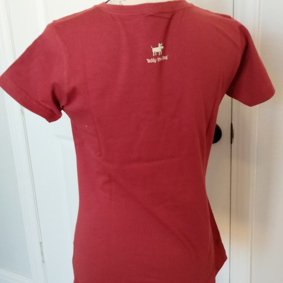 Here Comes Santa Paws LARGE Ladies V-neck RED Short Sleeve Christmas Tee NEW - Picture 4 of 6